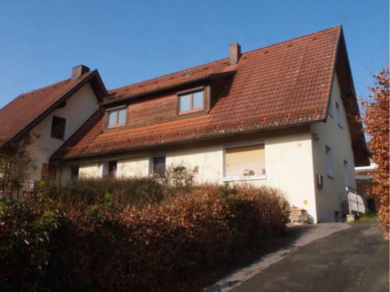 Zweifamilienhaus in Birkenstraße 38, 95466 Weidenberg