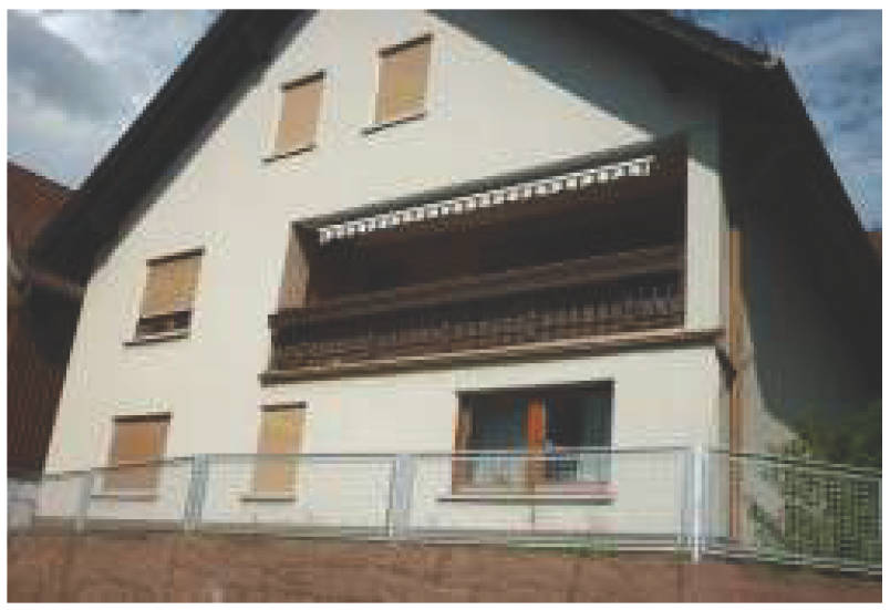 unterkellertes Wohnhaus mit Nebengebäude in Ludwigstraße  13, 97762 Gauaschach - Bild 3