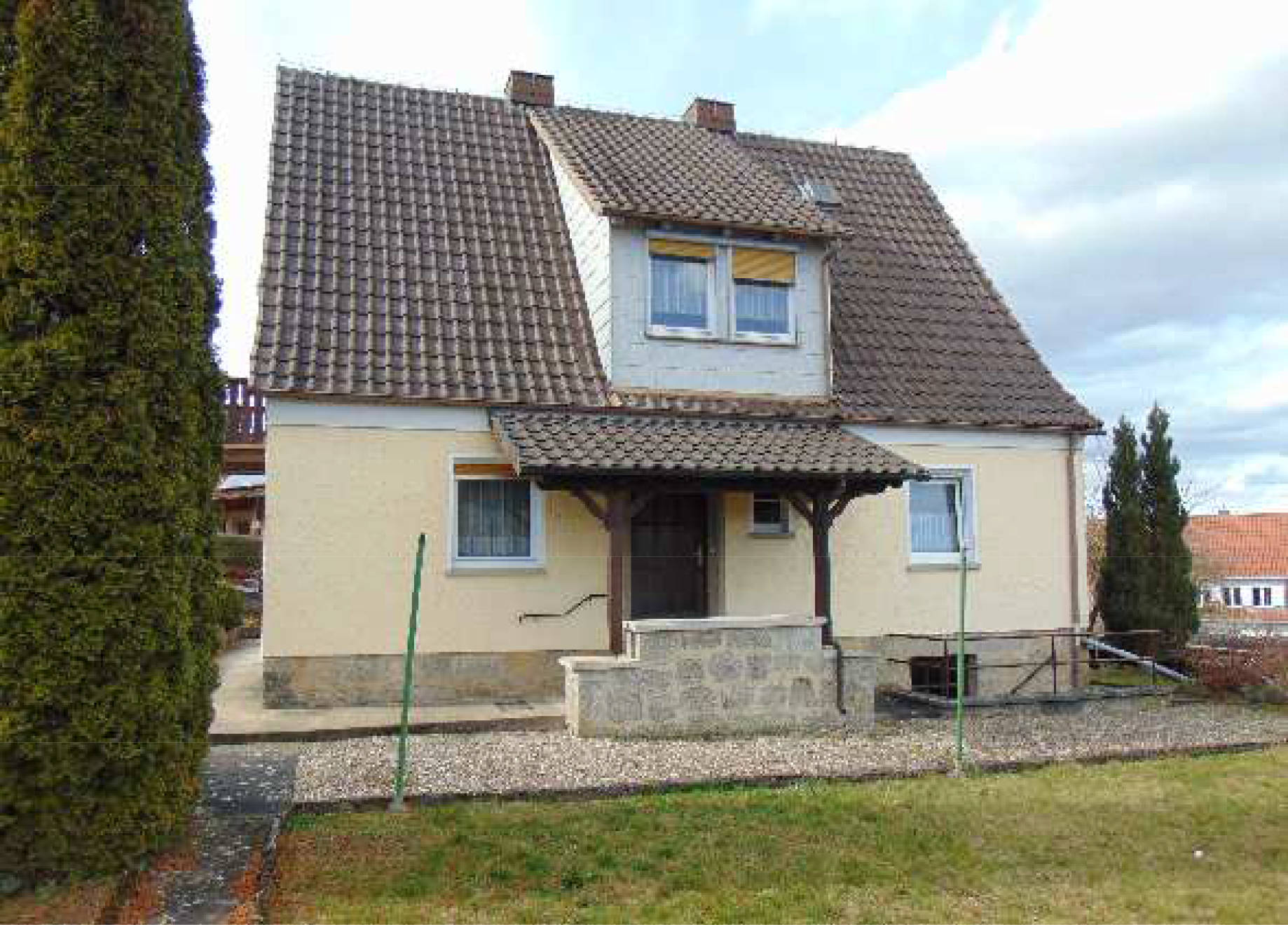 Zweifamilienhaus, Sonstiges in Grasberg 7, 97616 Bad Neustadt - Bild 3