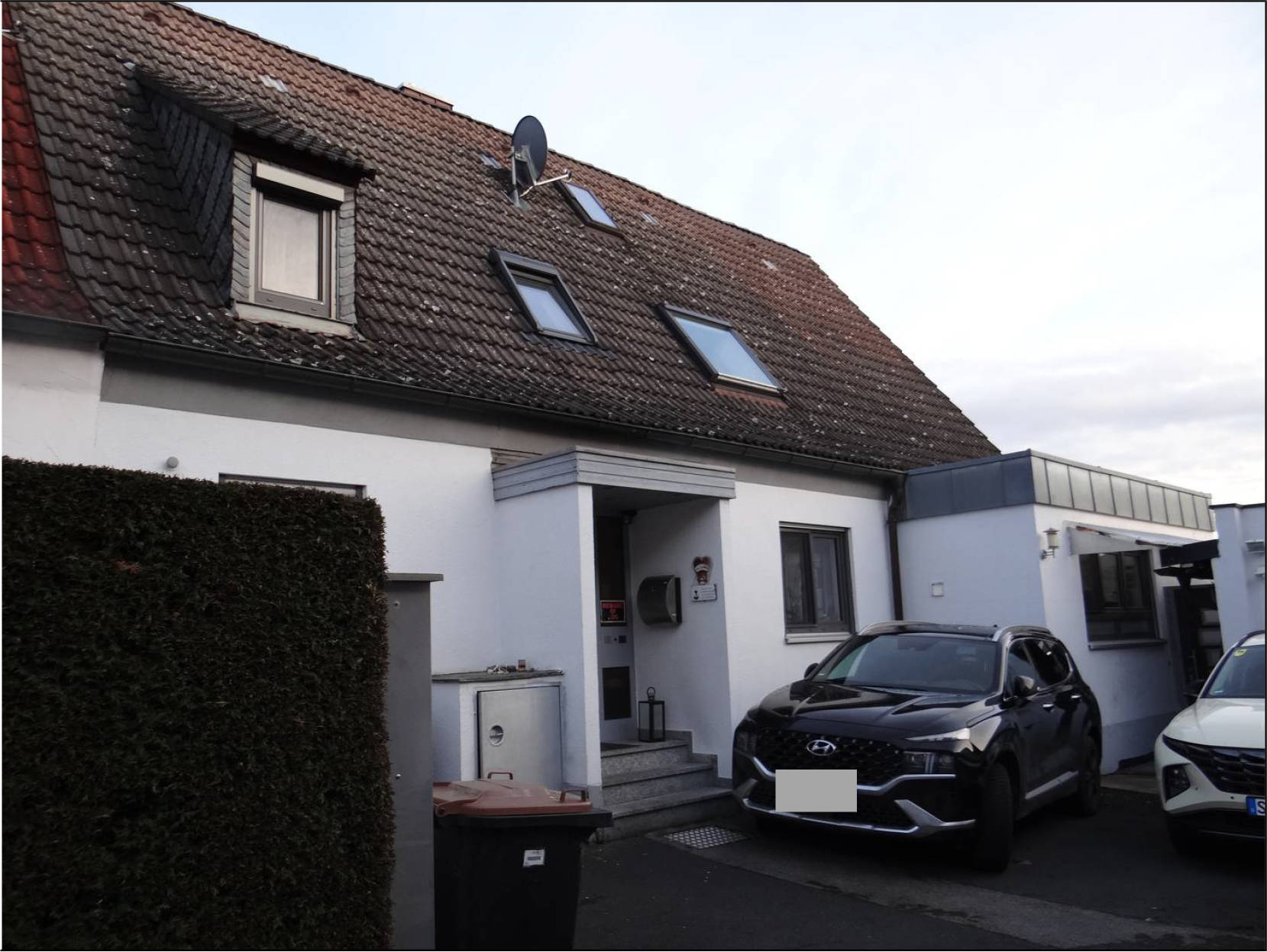 Zweifamilienhaus, Garage, Sonstiges in Schillerstraße 10, 97464 Niederwerrn - Bild 2