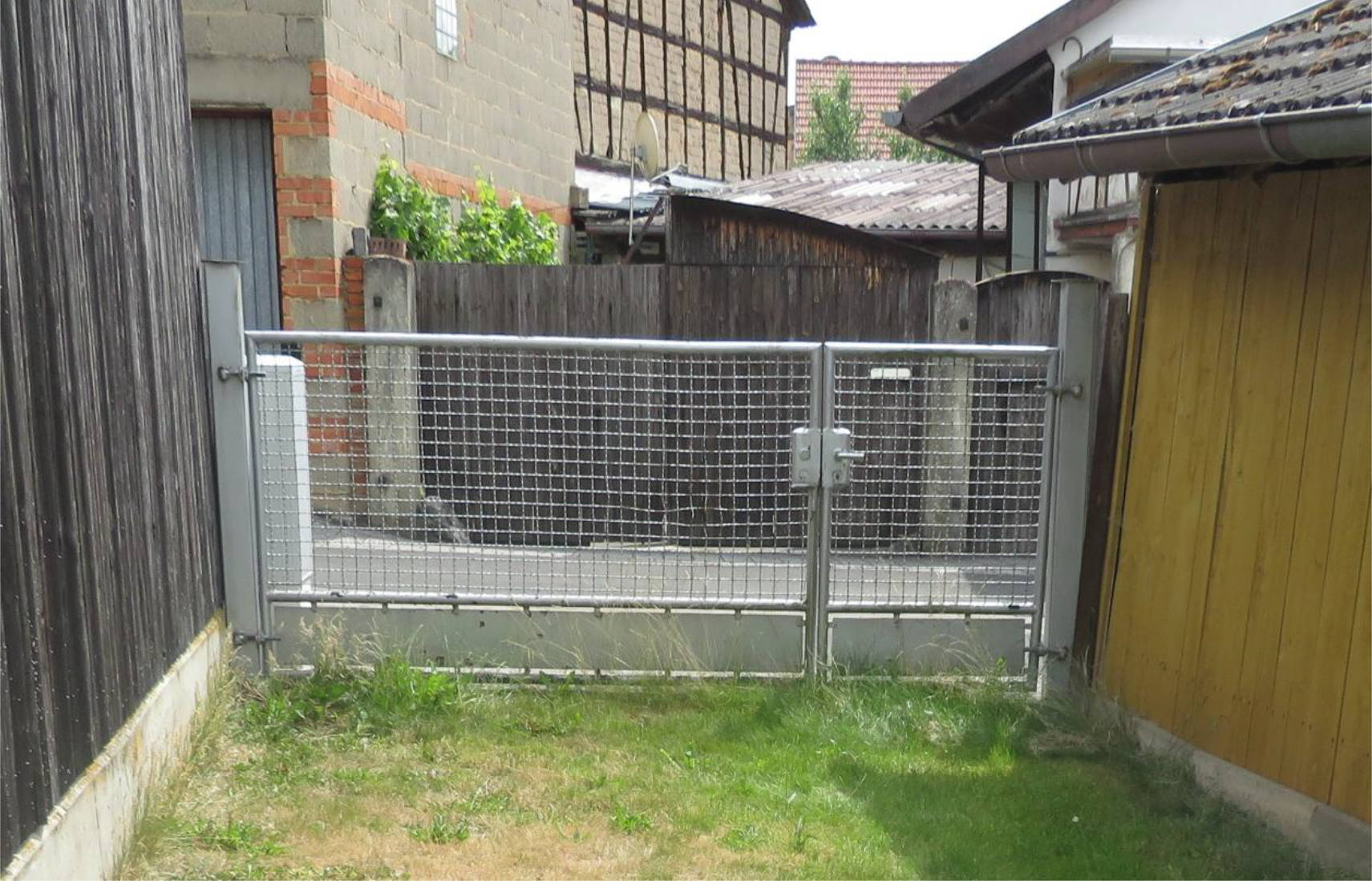 Garage, Sonstiges in Nähe Blumenstraße , 97618 Hollstadt - Bild 3