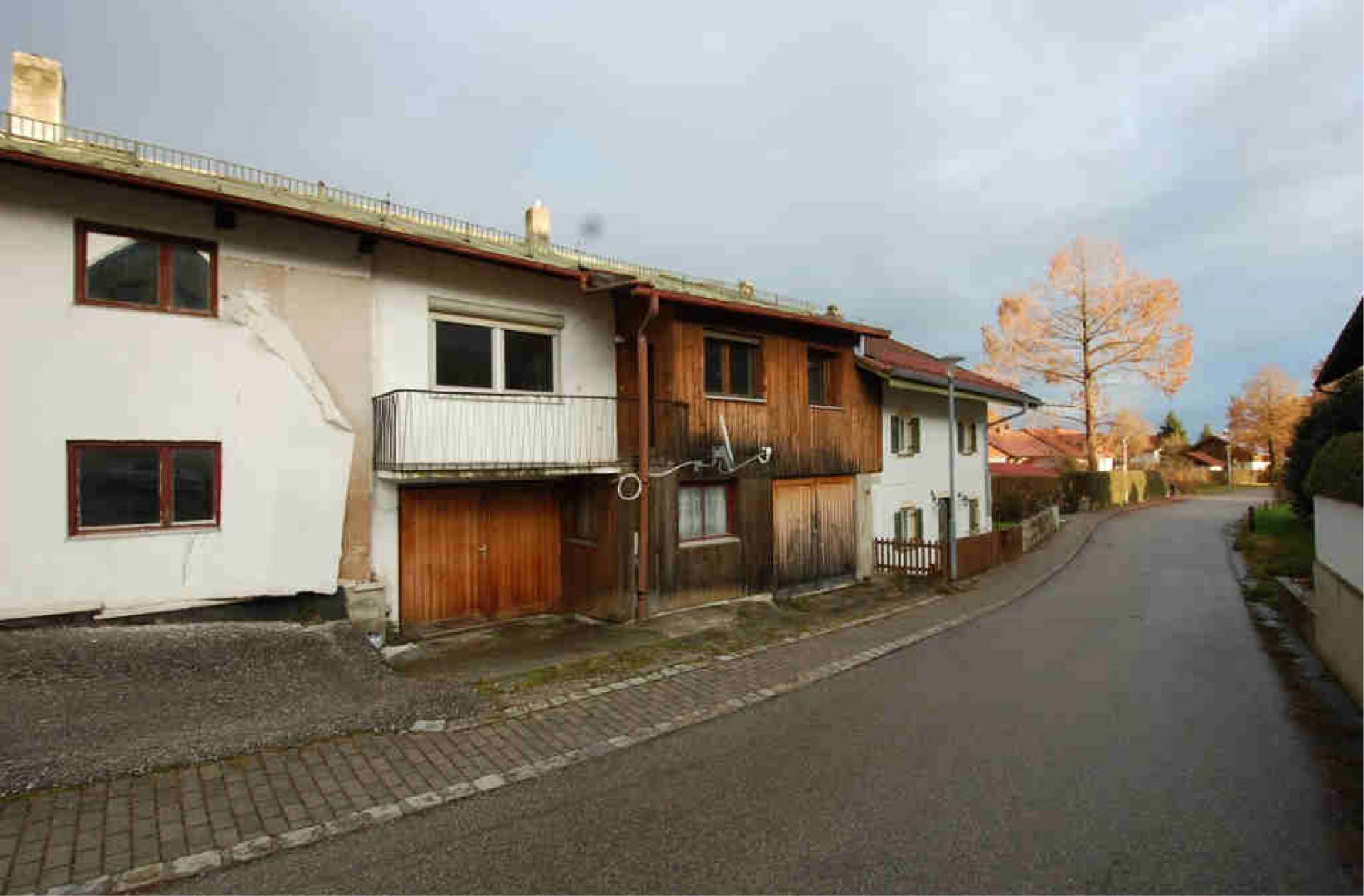 Wohn-/Geschäftshaus in Hauptstraße 42, 94094 Malching