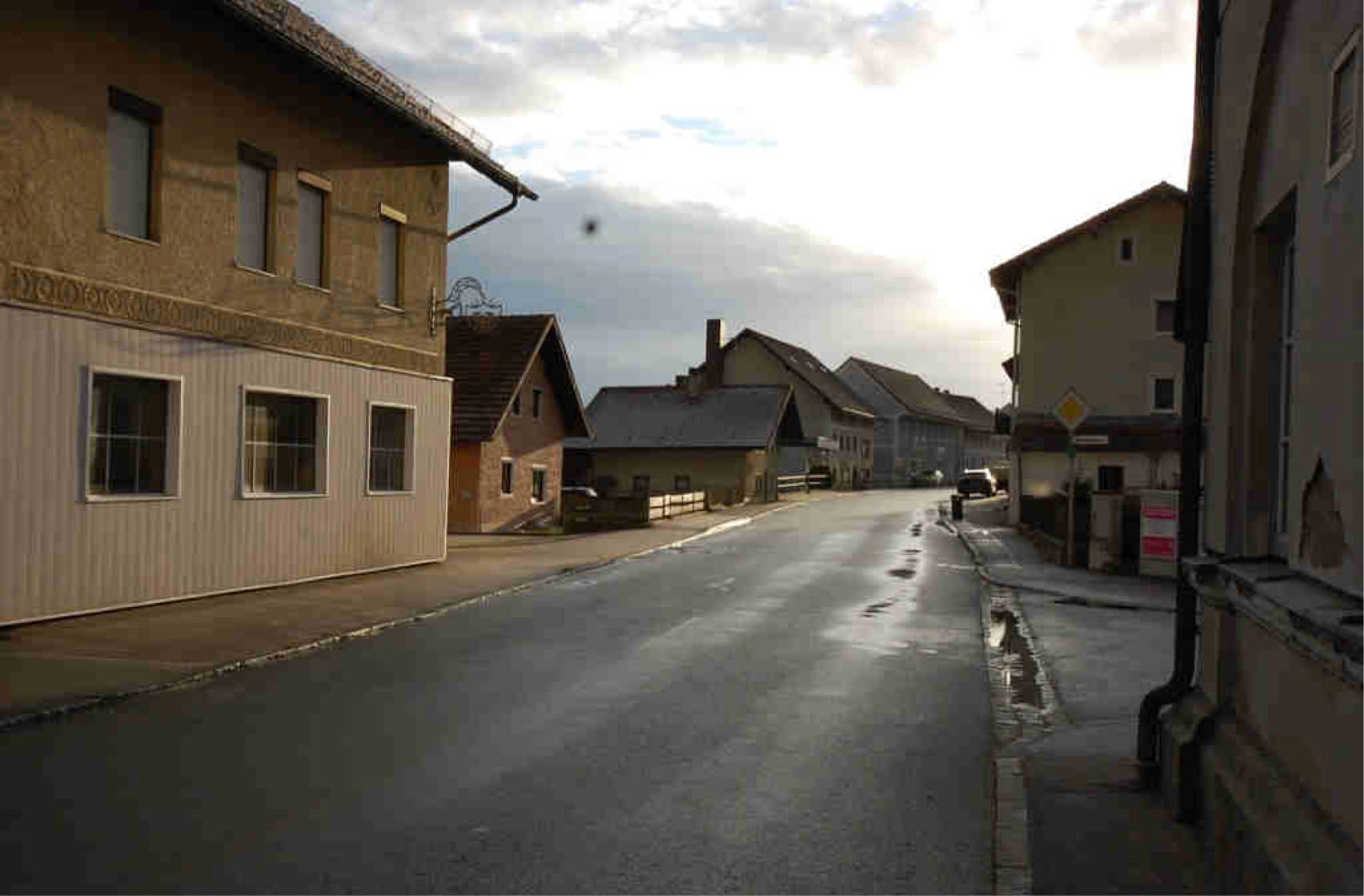 Wohn-/Geschäftshaus in Hauptstraße 42, 94094 Malching - Bild 3