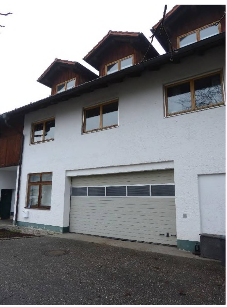Wohngebäude, Garagen- und Praxisgebäude, Lagergebäude in Ranfelser Straße  12, 94579 Zenting