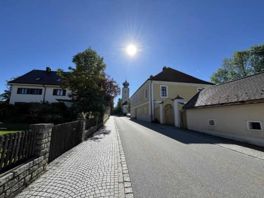 Wohn-/Geschäftshaus in St.-Blasius-Straße 18, 94136 Thyrnau - Bild 2