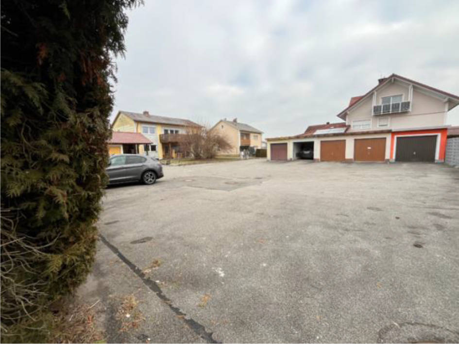 Grundstück bebaut mit einer Einzelgarage in Albert-Schweitzer-Straße 14, 94060 Pocking