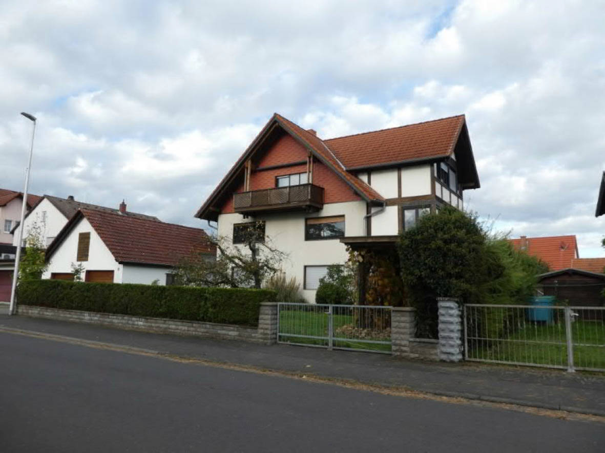 Sonstiges, Dreifamilienwohnaus mit Nebengebäude (Garage) in Anne-Frank-Straße  8, 63762 Großostheim, Ringheim - Bild 3