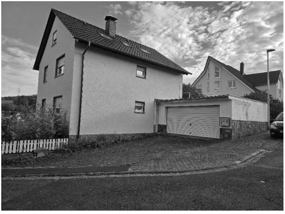 Zweifamilienhaus, Garage in Zu den Honigäckern 7, 63808 Haibach, Grünmorsbach - Bild 3