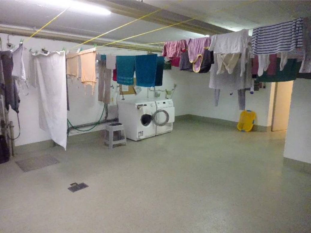 Eigentumswohnung (3 bis 4 Zimmer), Kfz-Stellplatz (Tiefgarage) in Allescherstraße 21, 81479 München - Bild 2
