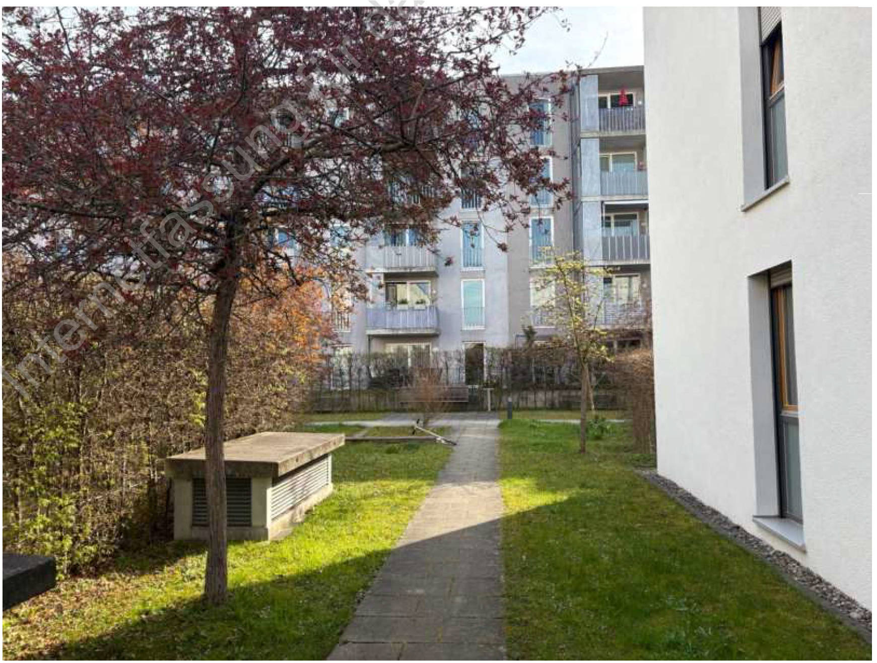 Eigentumswohnung (ab 5 Zimmer), Kfz-Stellplatz (Tiefgarage) in Felix-Fechenbach-Bogen  20, 80797 München