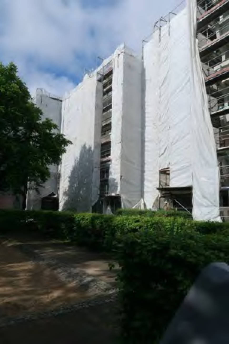 Eigentumswohnung (3 bis 4 Zimmer) in Alfred-Neumann-Anger 10, 81737 München - Bild 2