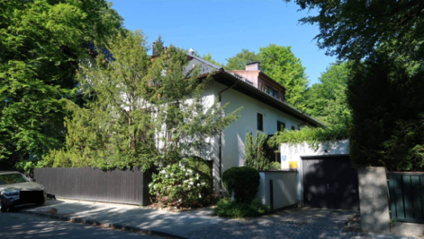 Eigentumswohnung (1 bis 2 Zimmer), Kfz-Stellplatz (Tiefgarage) in Benediktenwandstraße 38, 81545 München