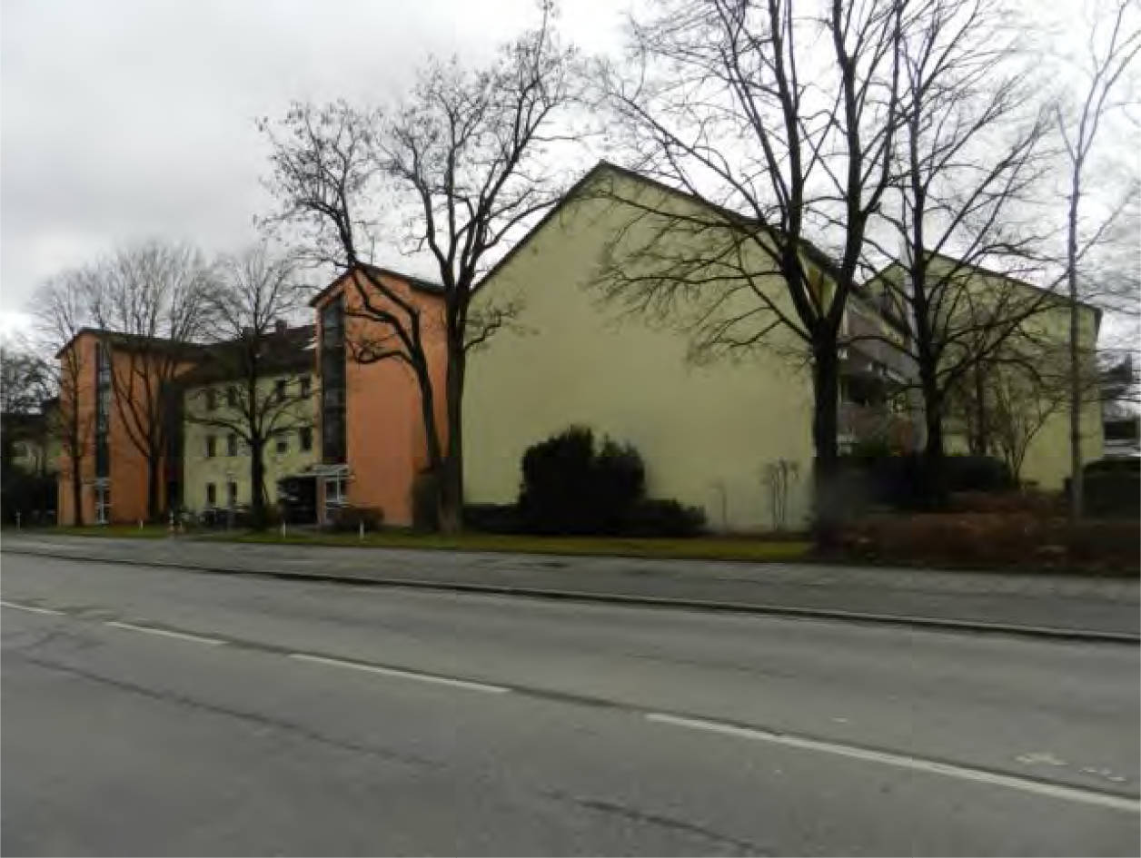 Eigentumswohnung (3 bis 4 Zimmer), Kfz-Stellplatz (Tiefgarage) in Putzbrunner Straße 16, 81737 München - Bild 2