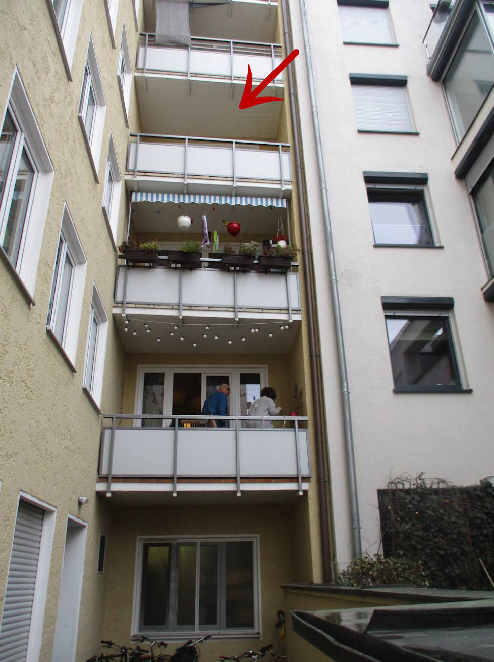 Eigentumswohnung (3 bis 4 Zimmer) in Theresienstraße 63, 80333 München (Max-Vorstadt) - Bild 2