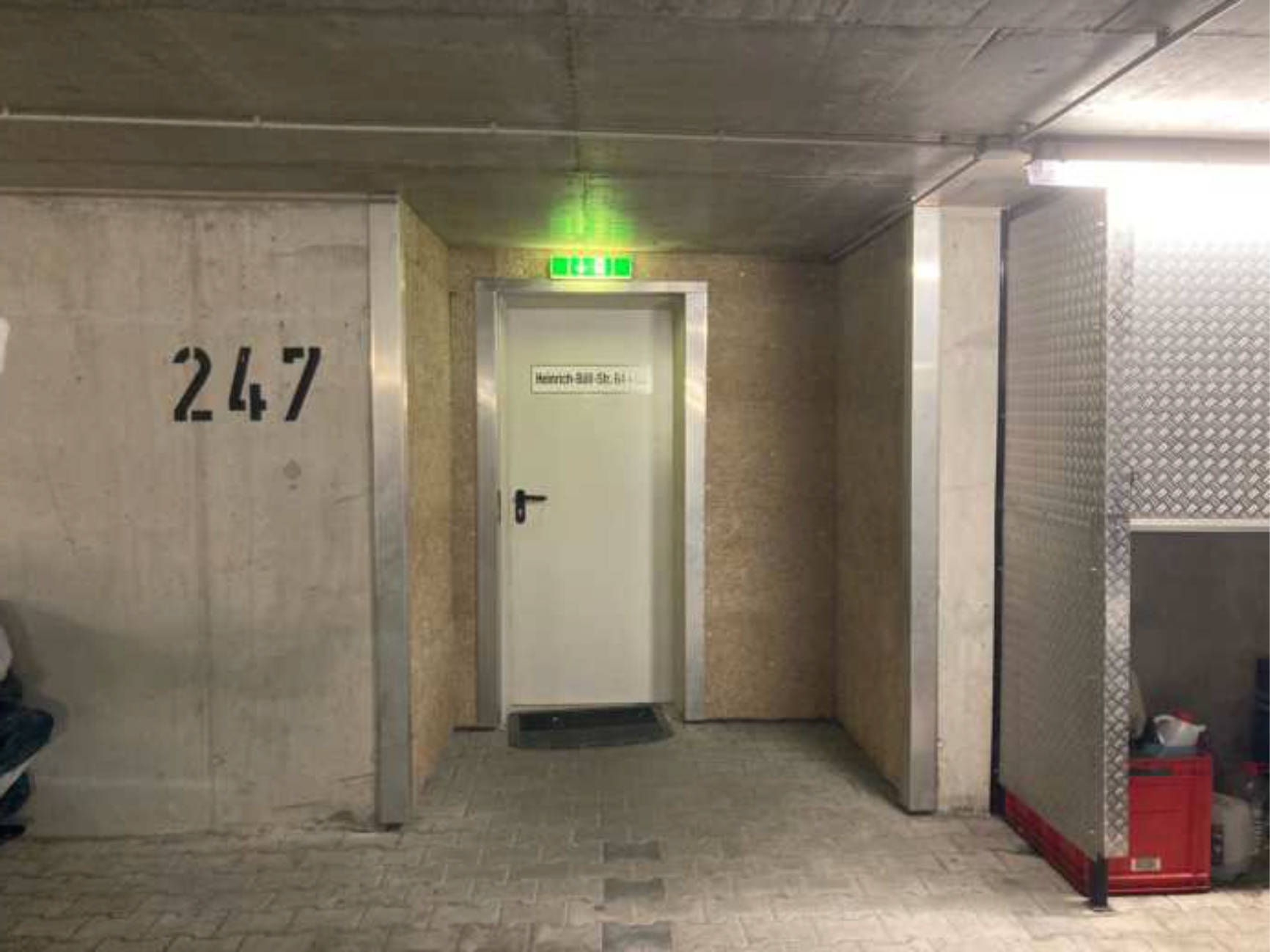 Eigentumswohnung (3 bis 4 Zimmer), Kfz-Stellplatz (Tiefgarage) in Heinrich-Böll-Straße 64, 81827 München (Messestadt-Riem) - Bild 4