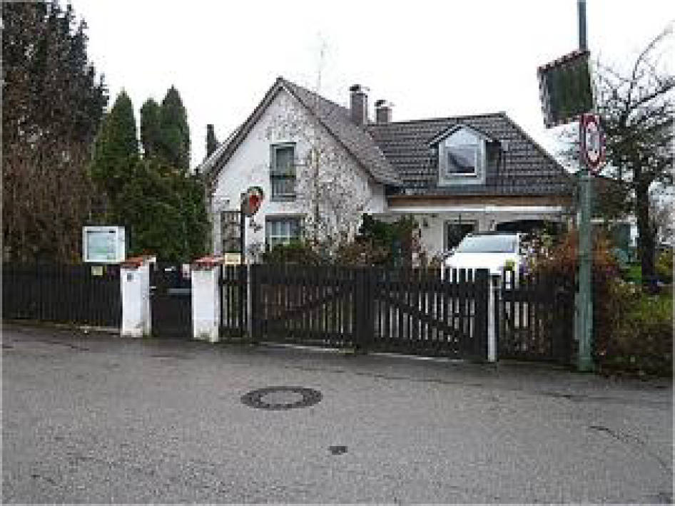 Einfamilienhaus in Pienzenauer Straße 8, 85567 Grafing b. München