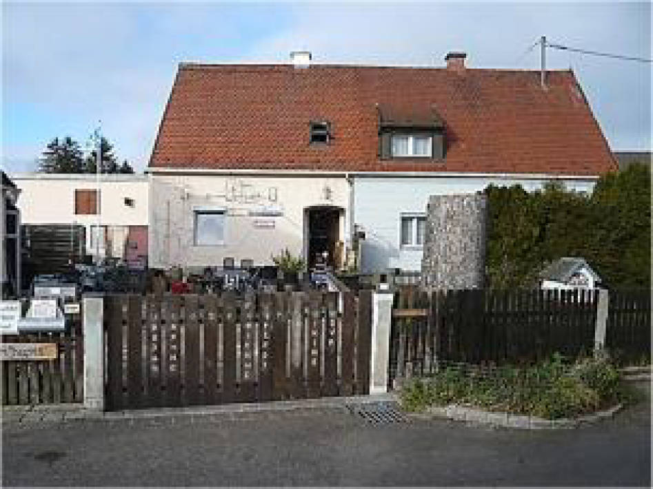 Zweifamilienhaus in Emmeringer Straße 8, 82140 Olching - Bild 2