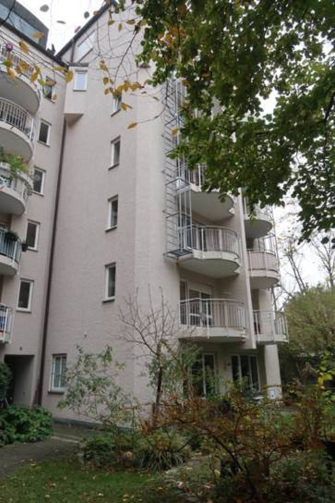 Eigentumswohnung (3 bis 4 Zimmer), Kfz-Stellplatz in Senftlstraße 4, 81541 München (Au-Haidhausen) - Bild 4