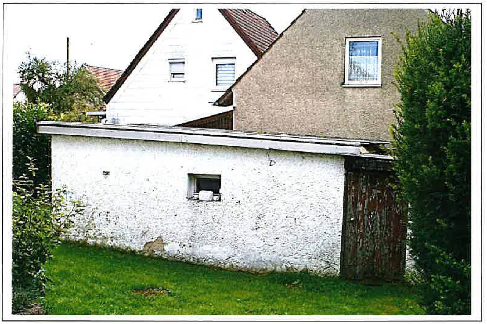 Einfamilienhaus in Graslitzer Straße 8, 89231 Neu-Ulm, Stadtteil Holzschwang