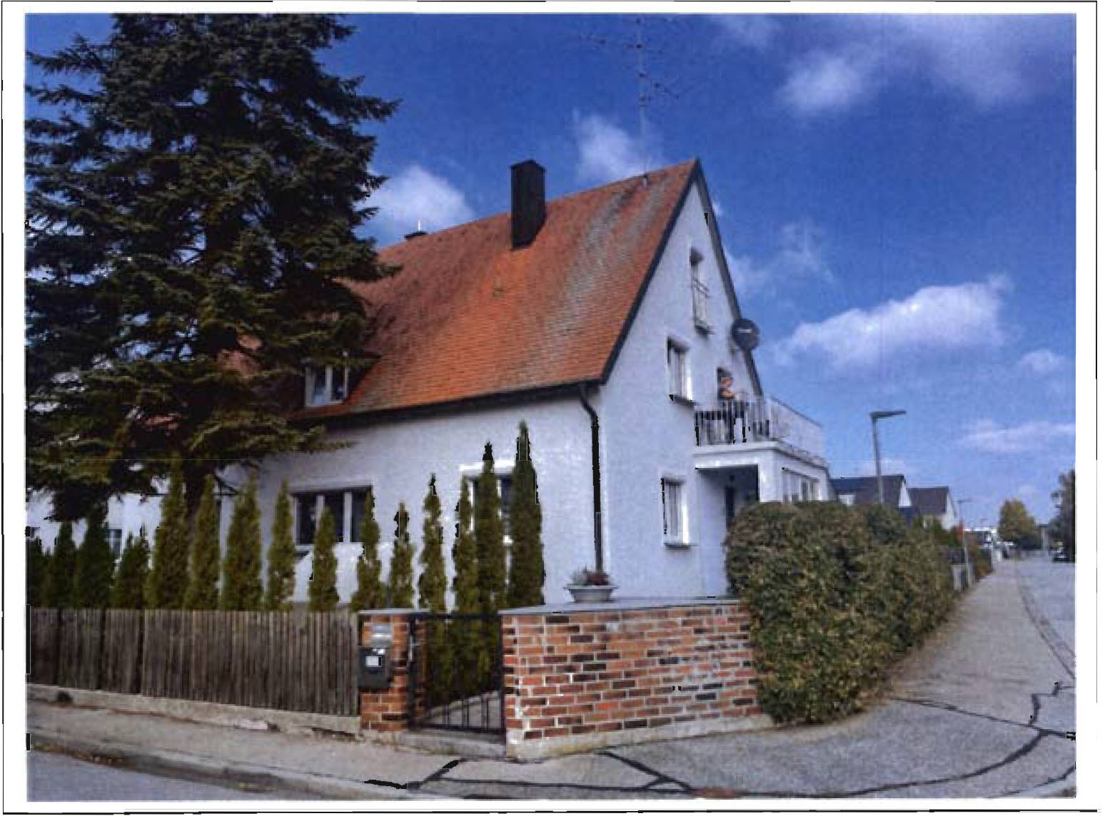 Mehrfamilienhaus in Wiesenstraße 2, 84030 Ergolding