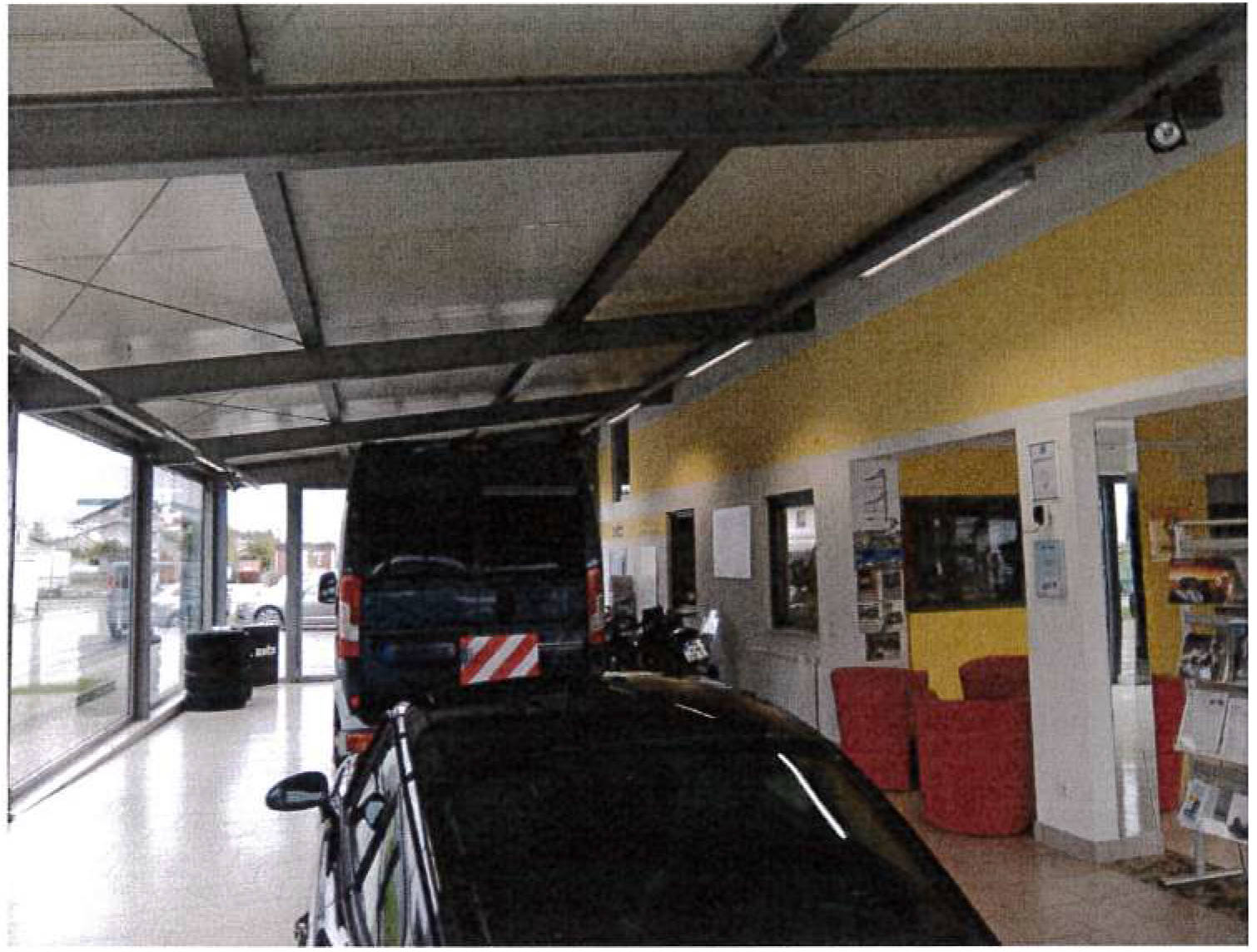 gewerblich genutztes Grundstück, Wohn-/Geschäftshaus in Traunreuter Straße 24, 84478 Waldkraiburg - Bild 2