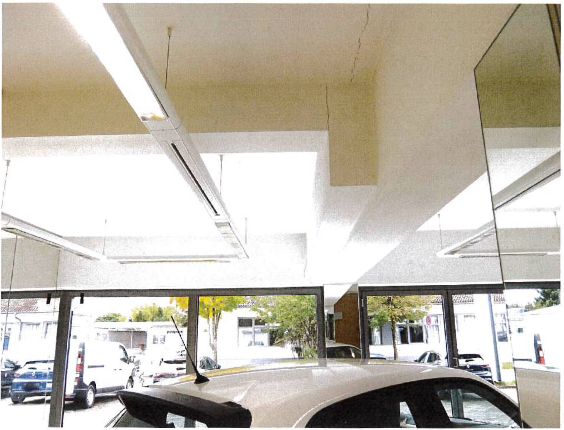 gewerblich genutztes Grundstück, Wohn-/Geschäftshaus in Traunreuter Straße 24, 84478 Waldkraiburg