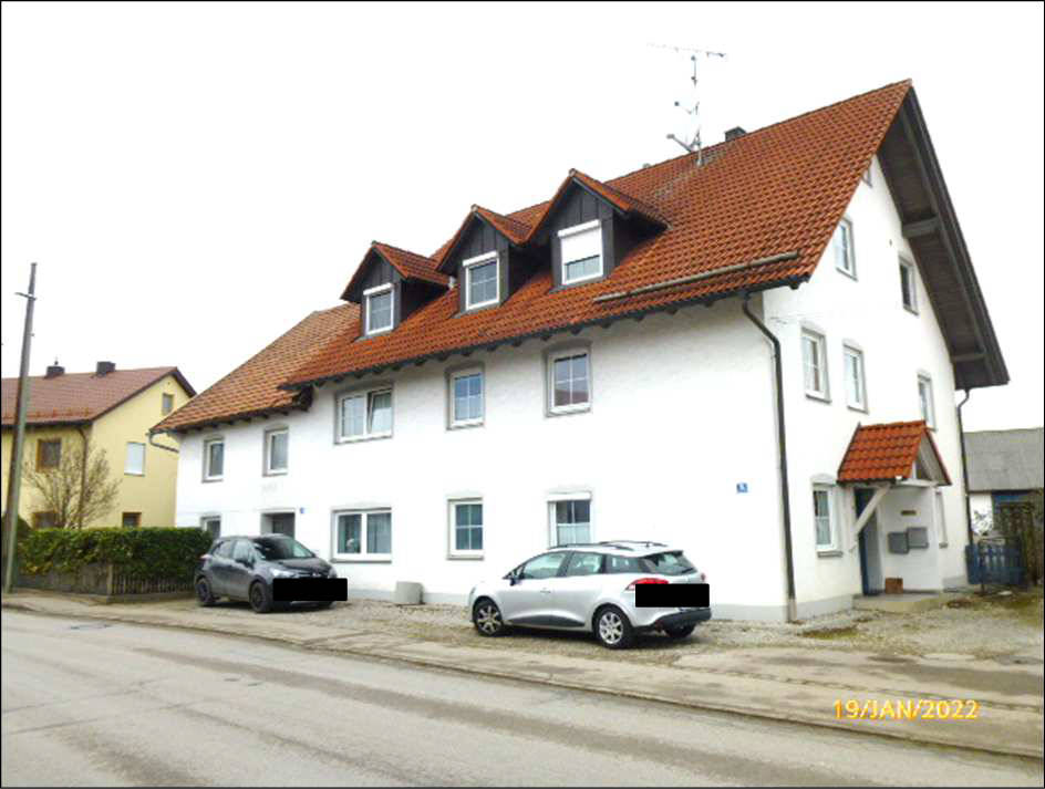 Zweifamilienhaus, Wohnhaus, Nebengebäude in Hauptstraße 73, 75, 86937 Scheuring - Bild 4