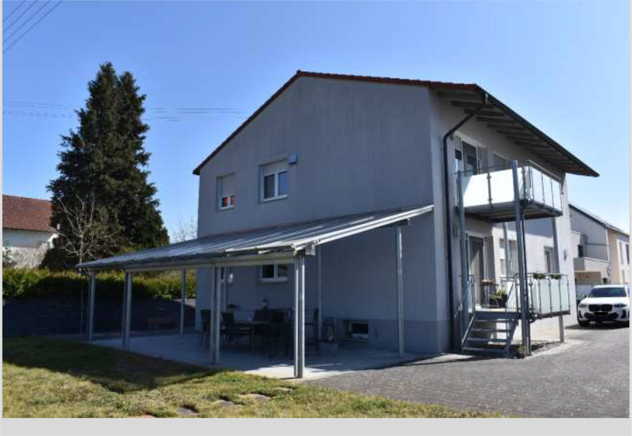Zweifamilienhaus mit Doppelgarage u. Carport in Beilngrieser Straße 107, 85055 Ingolstadt, Oberhaunstadt - Bild 4