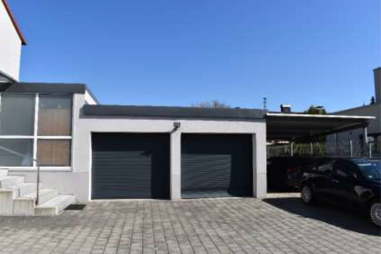 Zweifamilienhaus mit Doppelgarage u. Carport in Beilngrieser Straße 107, 85055 Ingolstadt, Oberhaunstadt - Bild 5