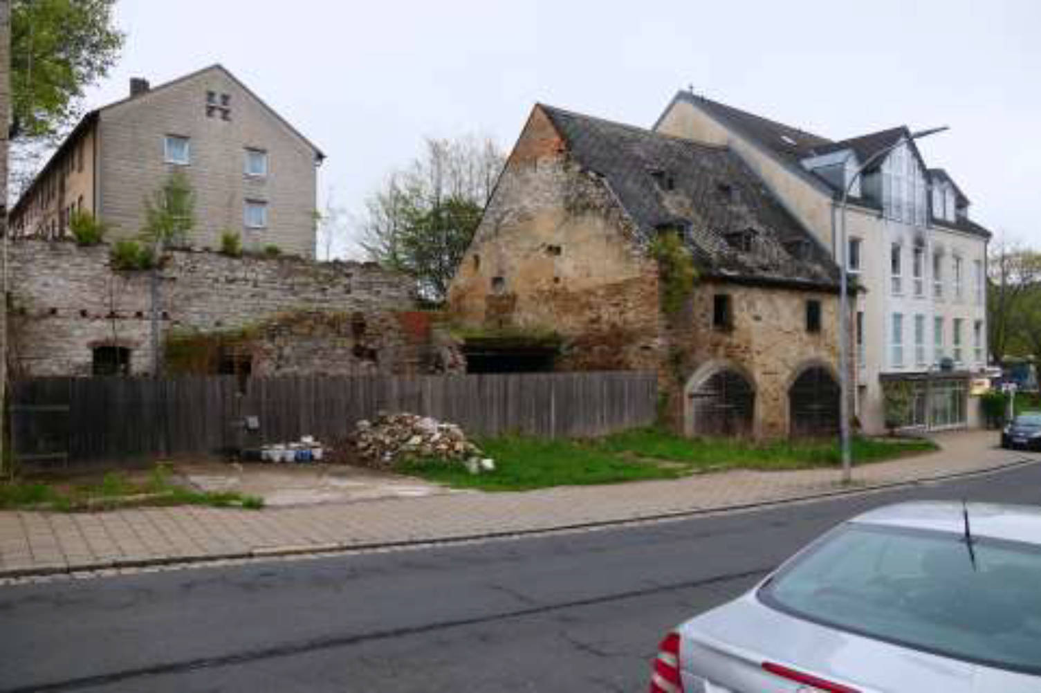 Grundstück mit Scheunengebäude bebaut in Nähe Bibersbacher Straße, 95632 Wunsiedel - Bild 4