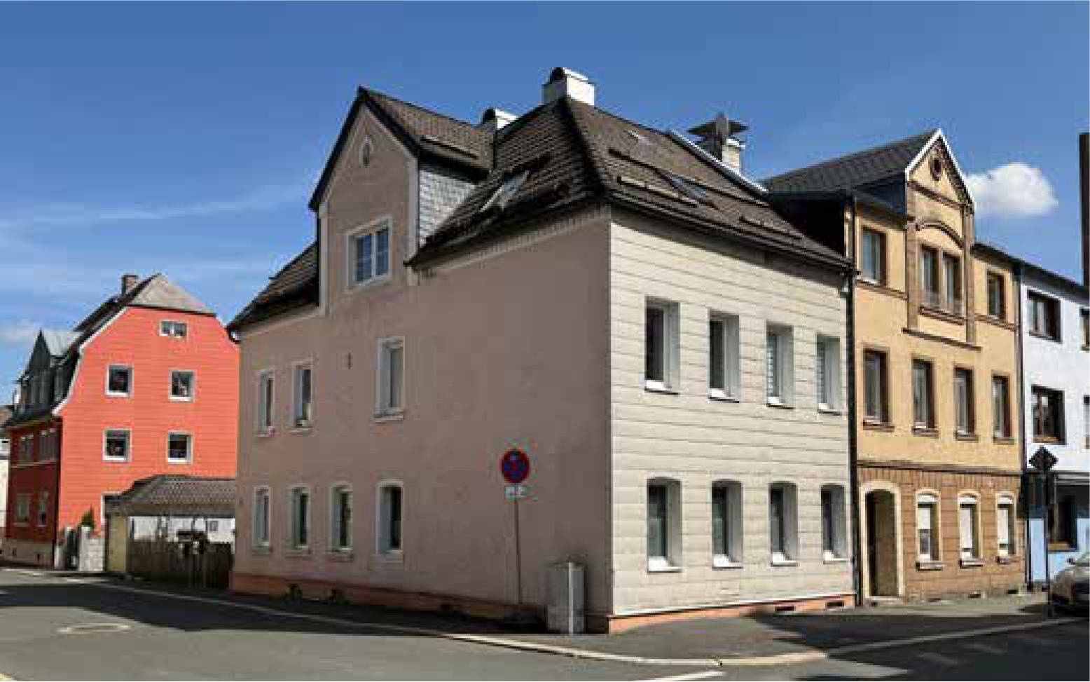 Einfamilien-Reihenhaus in Schillerstraße 2, 95233 Helmbrechts