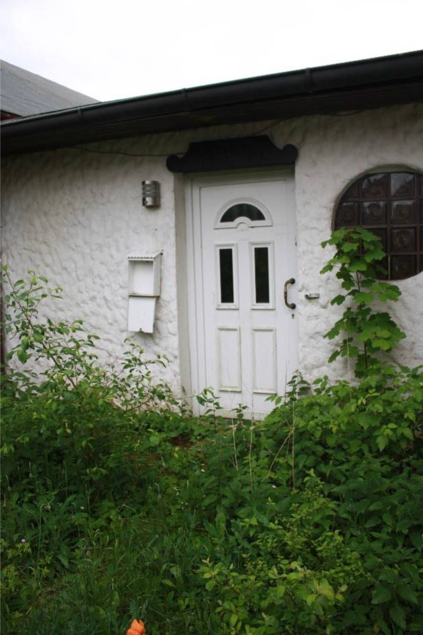 Wohnhaus, Nebengebäude, abbruchreife Garage in Geroldsgrüner Straße 6, 95131 Schwarzenbach a. Wald - Bild 3