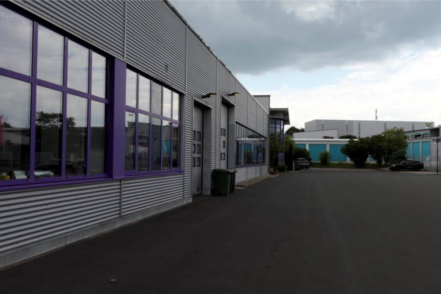 Produktionsgebäude mit Büro und Sozialtrakt in Fuhrmannstraße 11, 95030 Hof - Bild 2