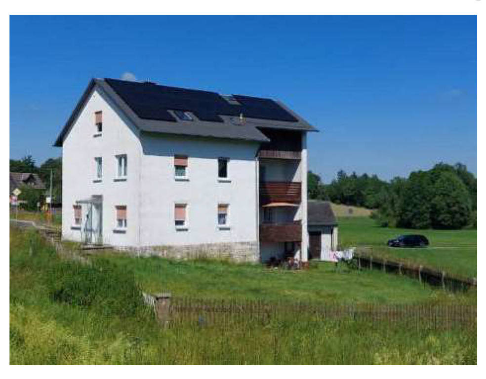 Zweifamilienhaus mit Doppelgarage in Bobengrüner Straße 1, 95138 Bad Steben, Thierbach