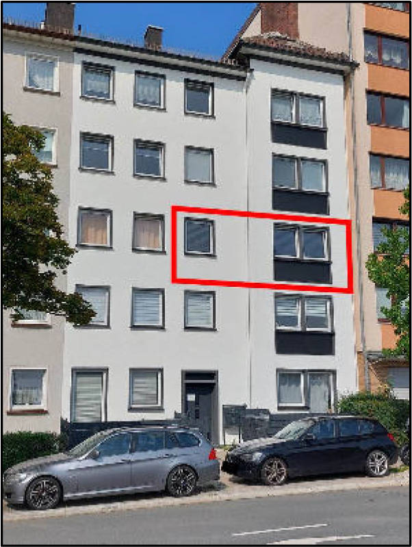 Eigentumswohnung im 2. OG links mit Kellerraum; in Bahnhofstraße 9, 00000 Hof - Bild 2