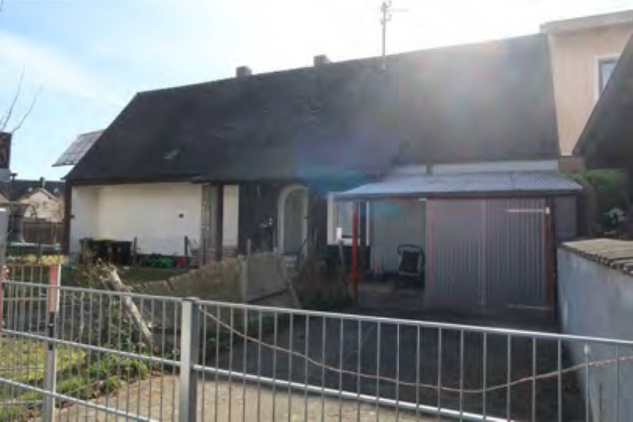 Zweifamilienhaus in Am Reiterkastell  10 1/2, 85077 Manching - Bild 5