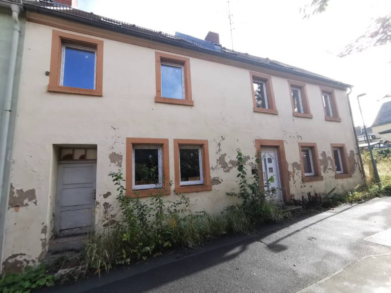 Stadt- bzw. Einfamilienhaus; unbebautes Grundstück in u. a. Untere Bergstraße 8, 95100 Selb - Bild 4