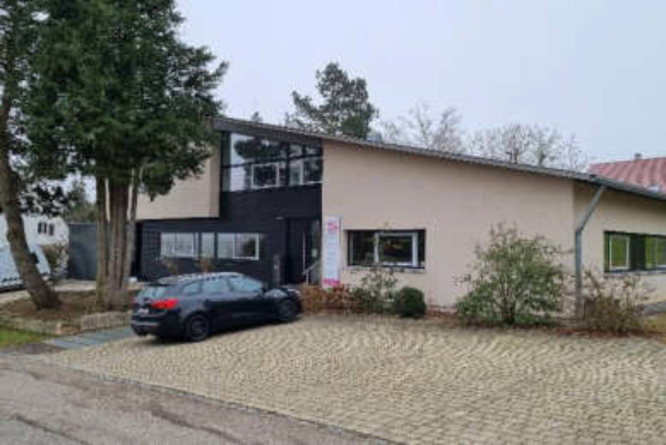 Einfamilienhaus in Schloßstraße 25, 89437 Haunsheim - Bild 3