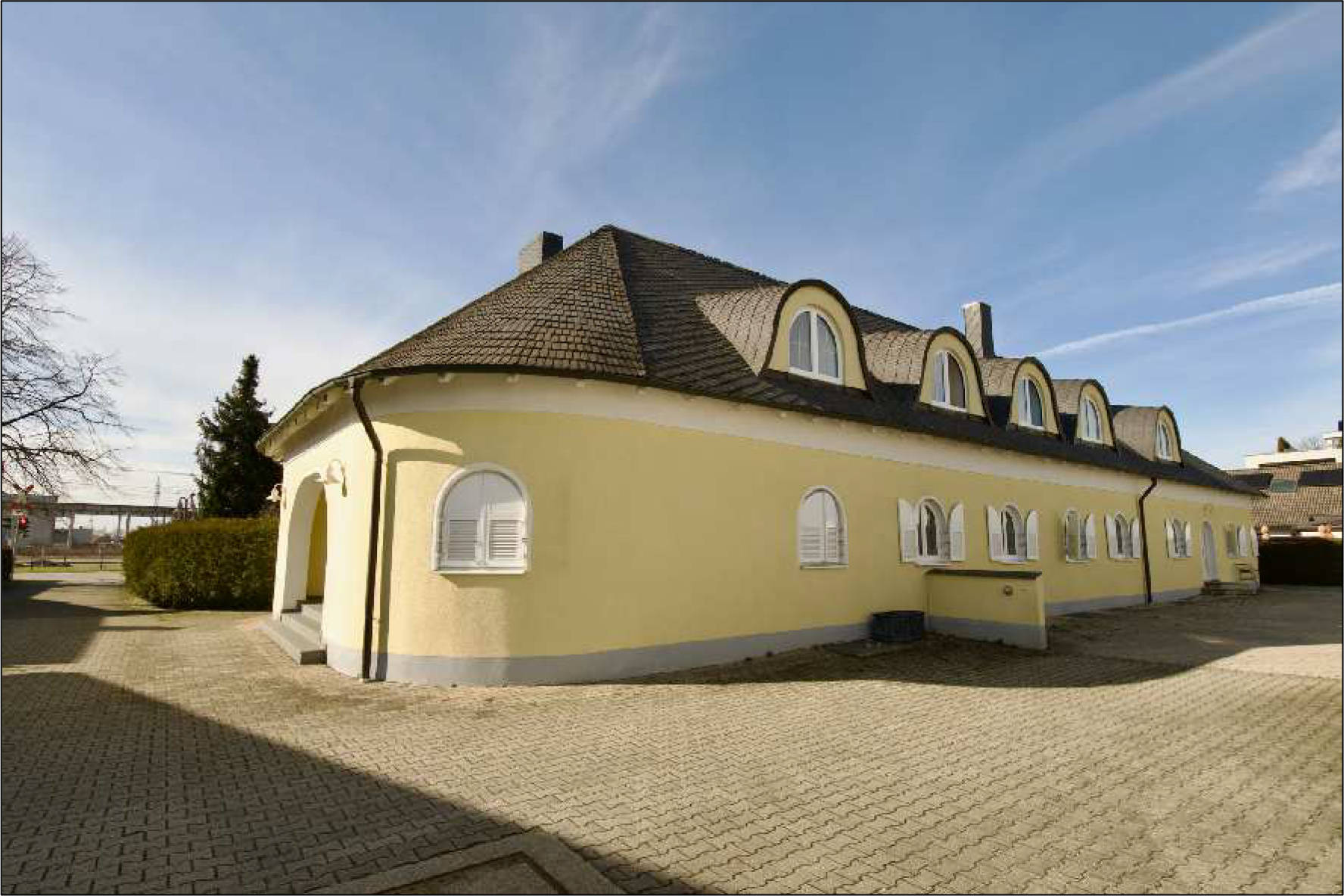 Einfamilienhaus, Gewerbeeinheit (z.B. Laden, Büro) in Guldenstraße  25, 86343 Königsbrunn - Bild 4