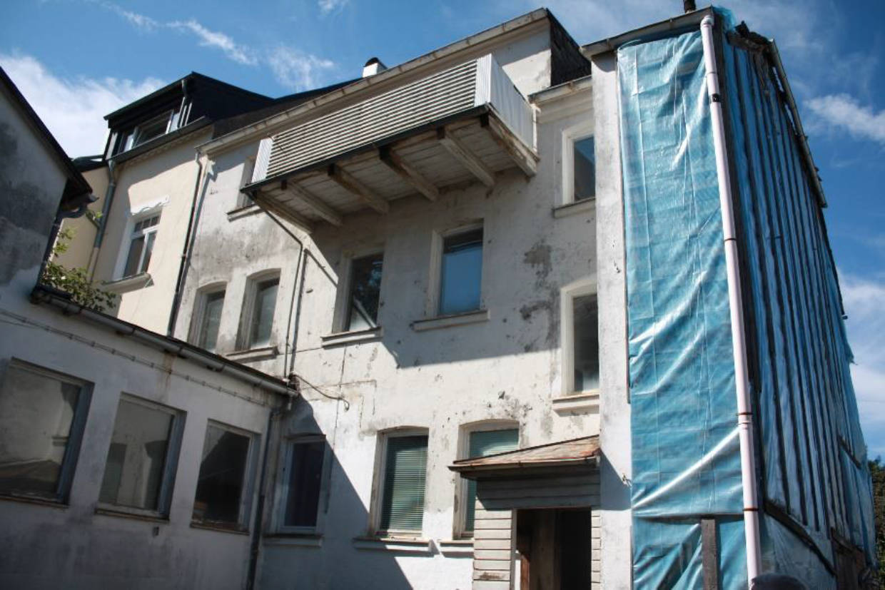 Wohnhaus mit Garage in Bergstraße 1, 95233 Helmbrechts - Bild 5