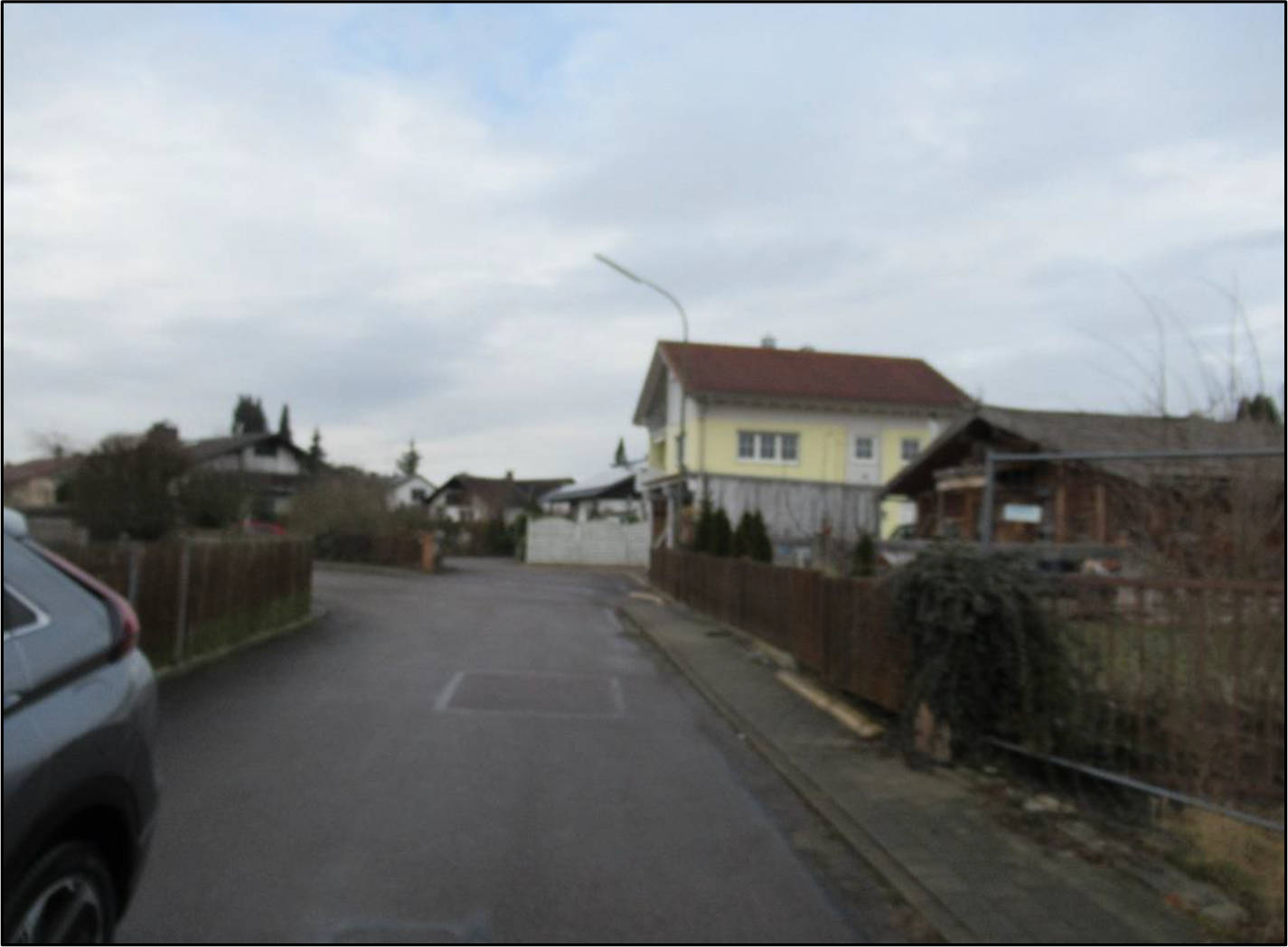 Grundstück mit entkerntem, abrissreifem Wohnhaus in Lindenstraße 31, 31 a, Siedlungsstraße 29b, 29c, 29 d, 29e, 85107 Baar-Ebenhausen, Baar - Bild 4