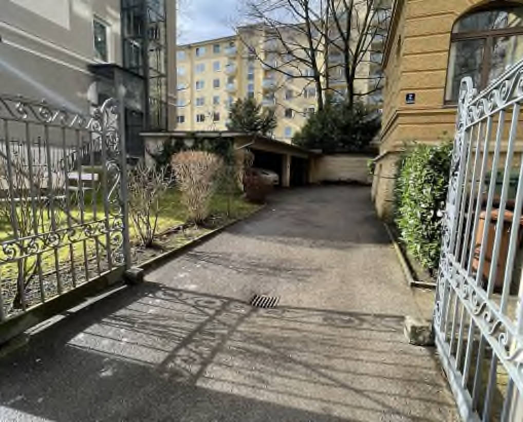 bayern K 0123/2024 Hochfeldstraße  2, 86158 9 12