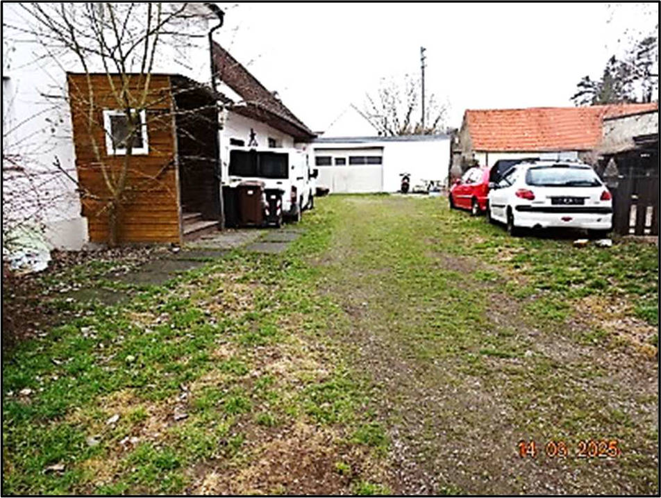 Einfamilienhaus, land- und forstwirtschaftlich genutztes Grundstück in Ganghoferstraße  4, 86465 Welden - Bild 3
