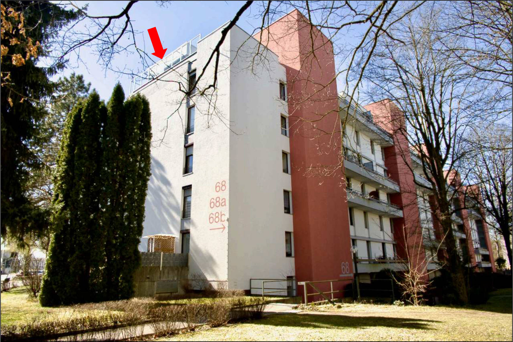 Eigentumswohnung (3 bis 4 Zimmer) in Bergiusstraße 68, 86199 Augsburg, Göggingen