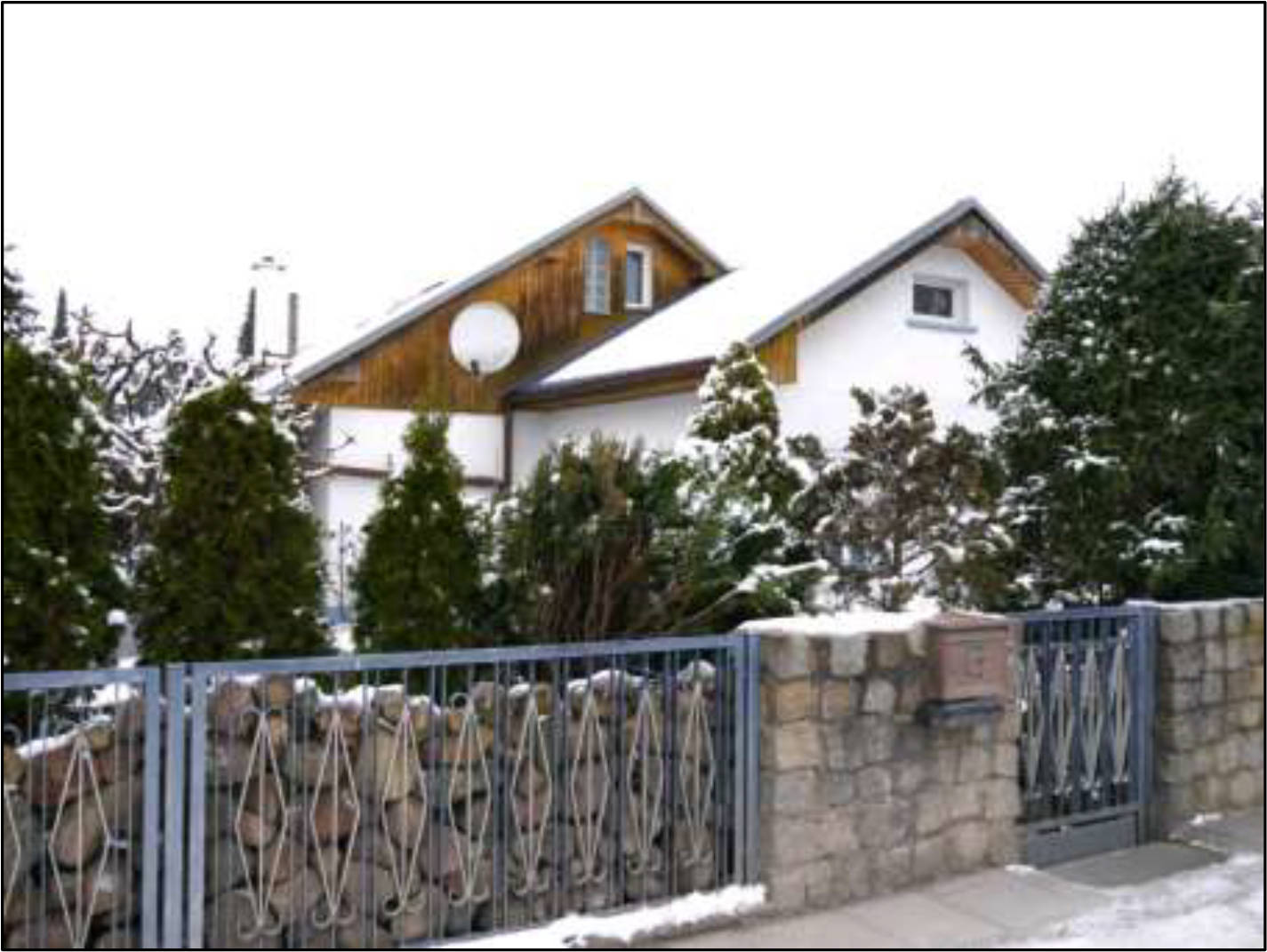 Grundstück mit Einfamilienhaus und Nebengelassen in Heidekrautbahnring 71, 13159 Berlin, Blankenfelde - Bild 5