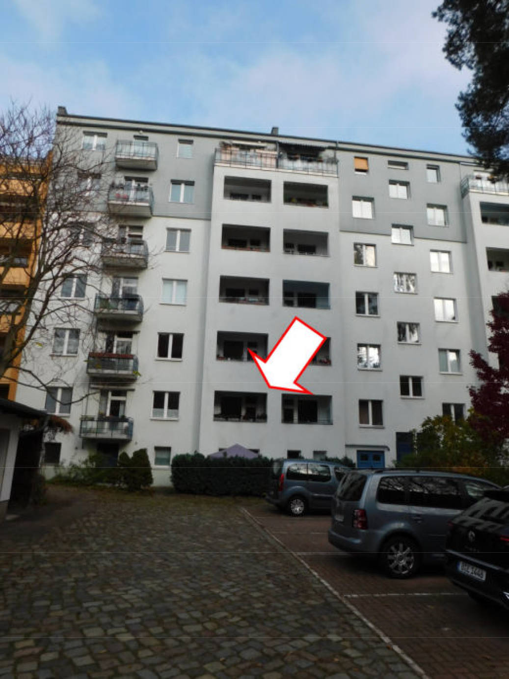 Eigentumswohnung (3 bis 4 Zimmer) in Düsseldorfer Straße 59, 10707 Berlin