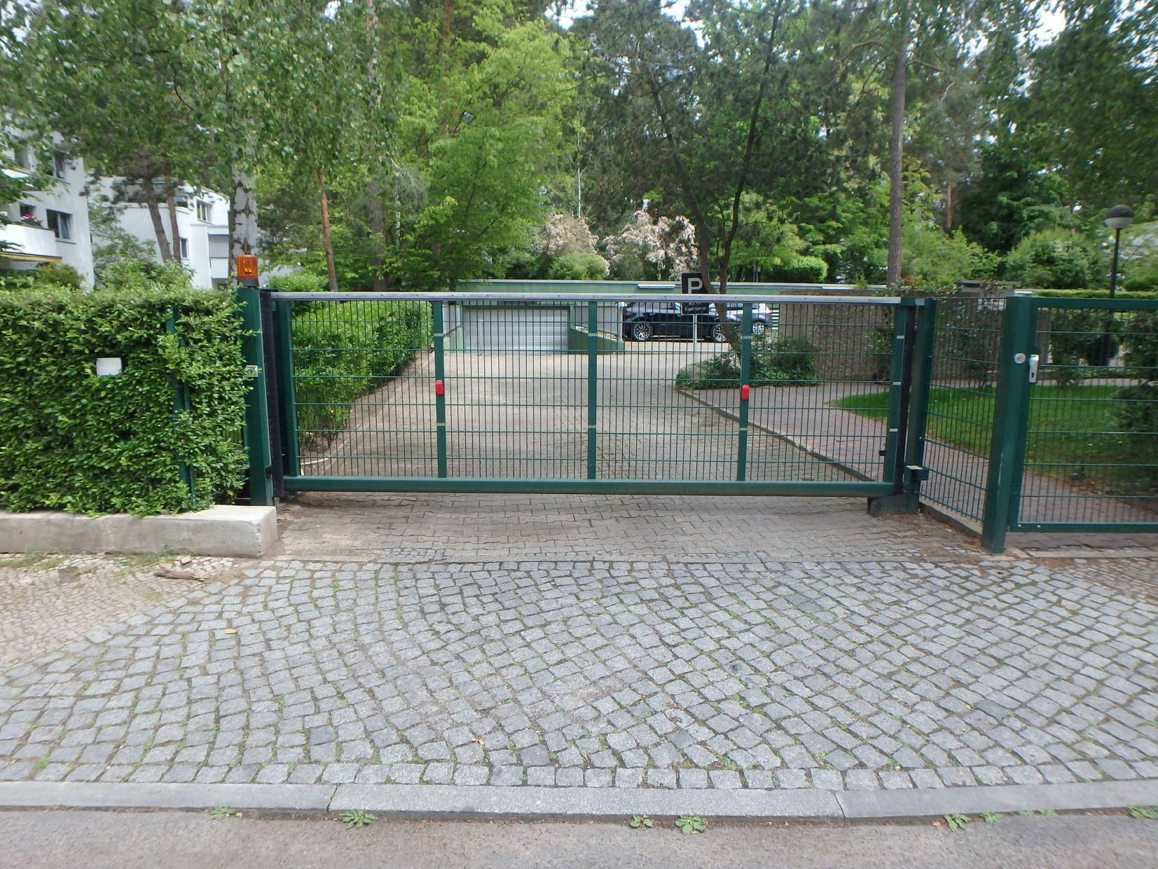 berlin 0070 K 0023/2025 Goldfinkweg 1, Dünkelbergsteig 6/10, Waldmeisterstraße 8, 8A, 8B, 14195 Berlin 8