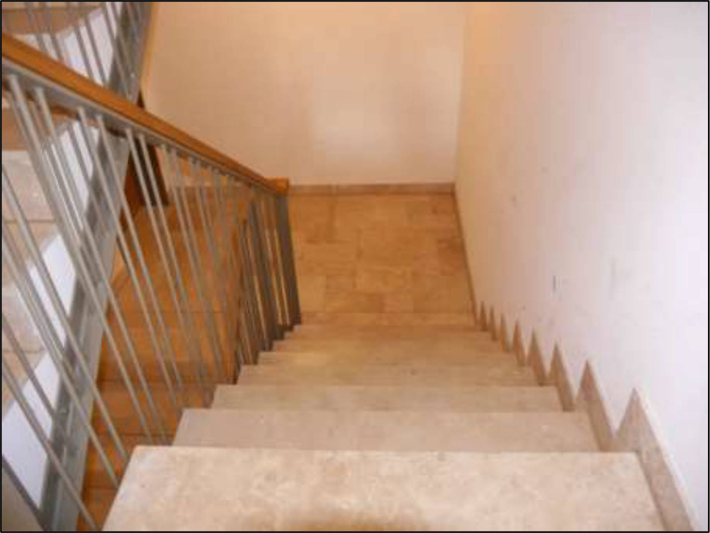 berlin 0070 K 0112/2023 Königsallee 16 I, 14193 Berlin 13