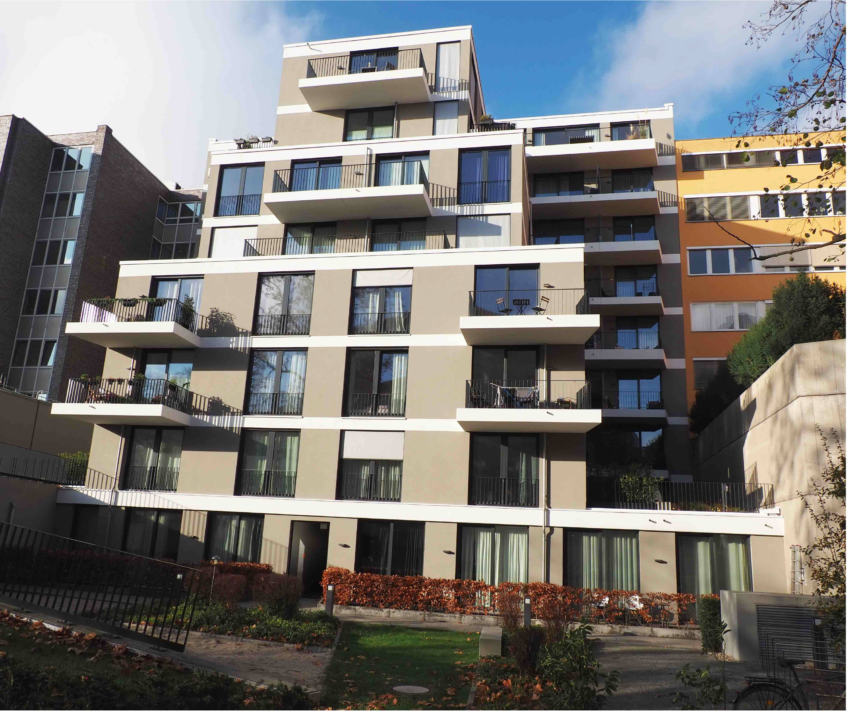 Kfz-Stellplatz (Tiefgarage) in Nürnberger Straße 68,69, 10787 Berlin, Schöneberg - Bild 2