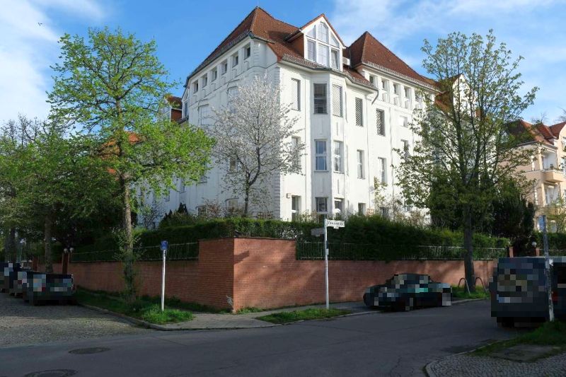 Gewerbeobjekt in Rudeloffweg 23, 14195 Berlin - Dahlem